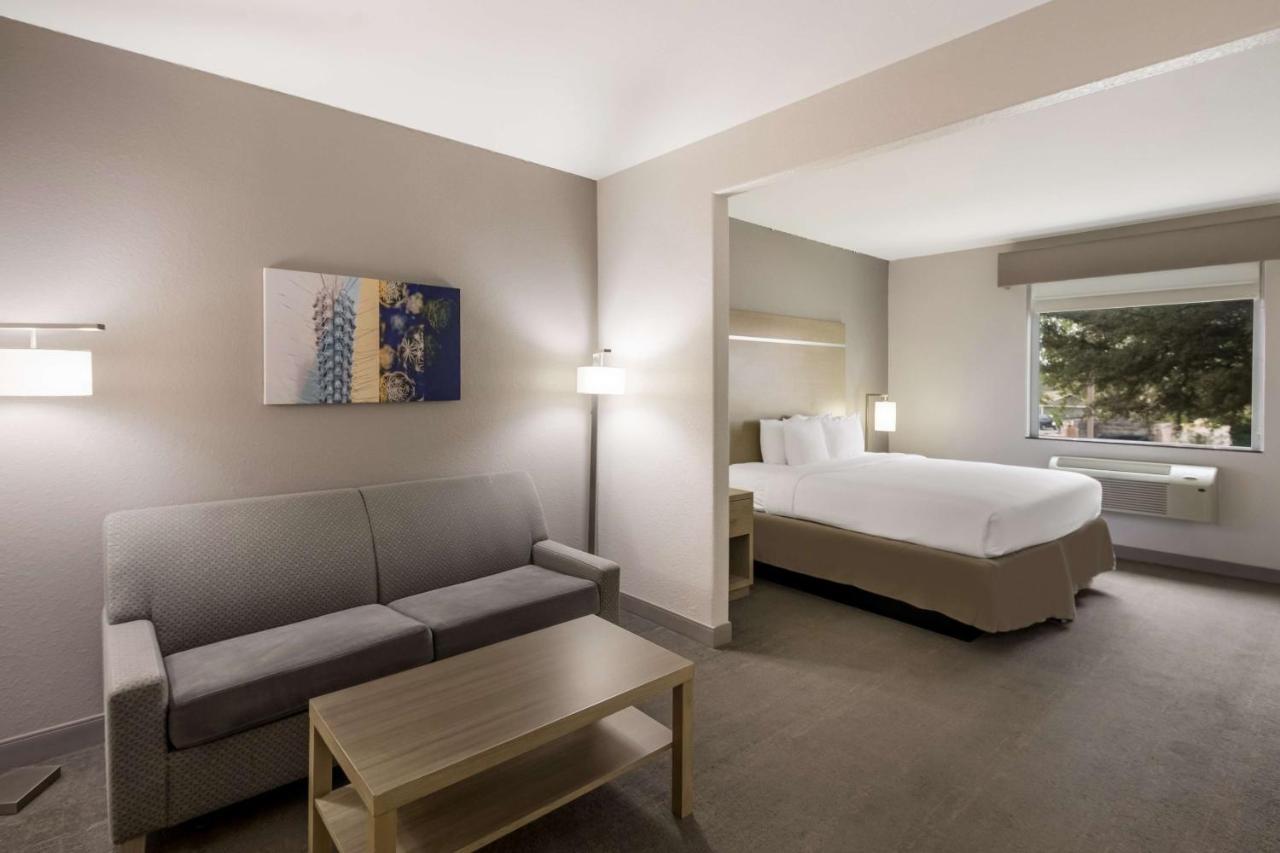 Best Western Plus Killeen - Fort Cavazos Hotel & Suites Exterior photo