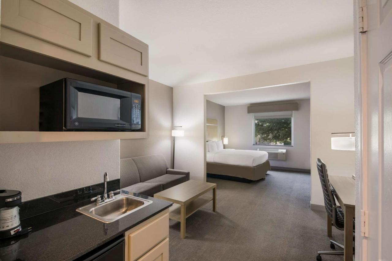 Best Western Plus Killeen - Fort Cavazos Hotel & Suites Exterior photo